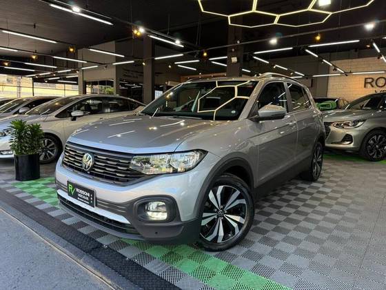 VOLKSWAGEN T-CROSS 1.0 200 TSI TOTAL FLEX AUTOMÁTICO VOLKSWAGEN T-CROSS 1.0 200 TSI TOTAL FLEX AUTOMÁTICO